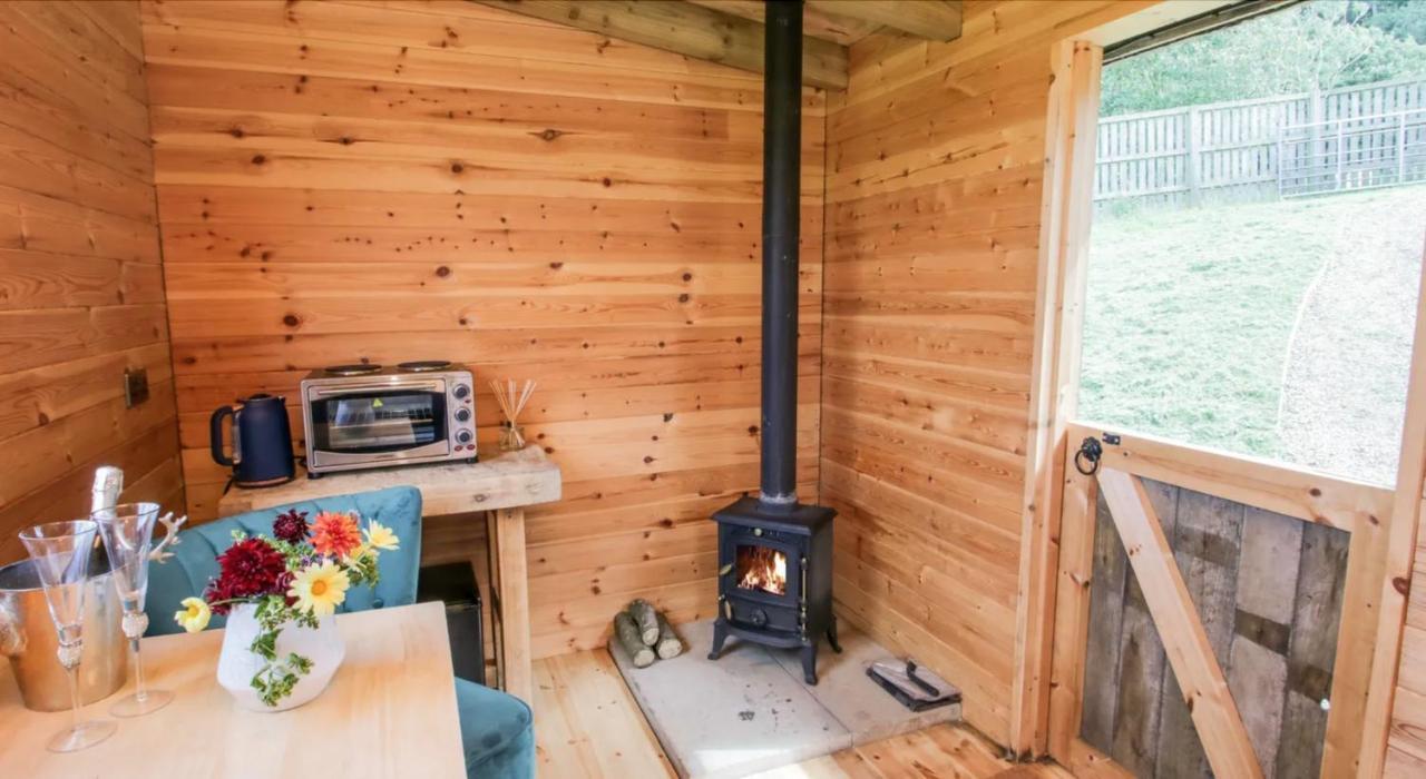 Shepherds Hut By Stepney Stays 스카버러 외부 사진