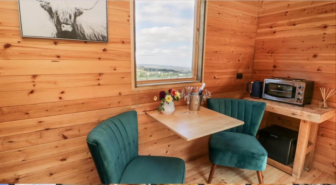 Shepherds Hut By Stepney Stays 스카버러 외부 사진