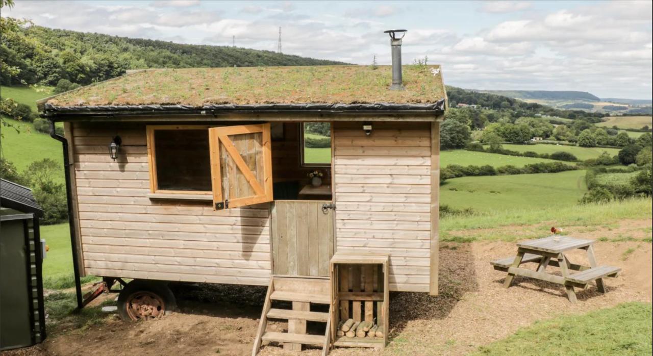 Shepherds Hut By Stepney Stays 스카버러 외부 사진